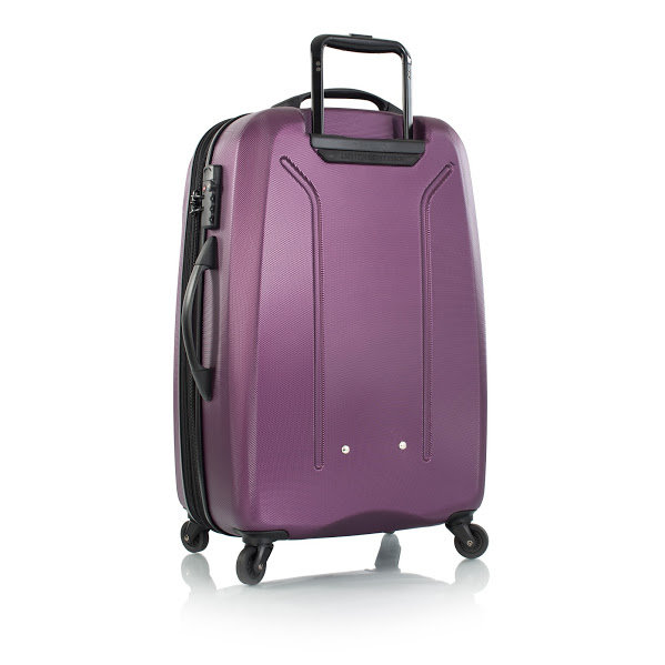 Чемодан Lightweight Pro M Purple Heys